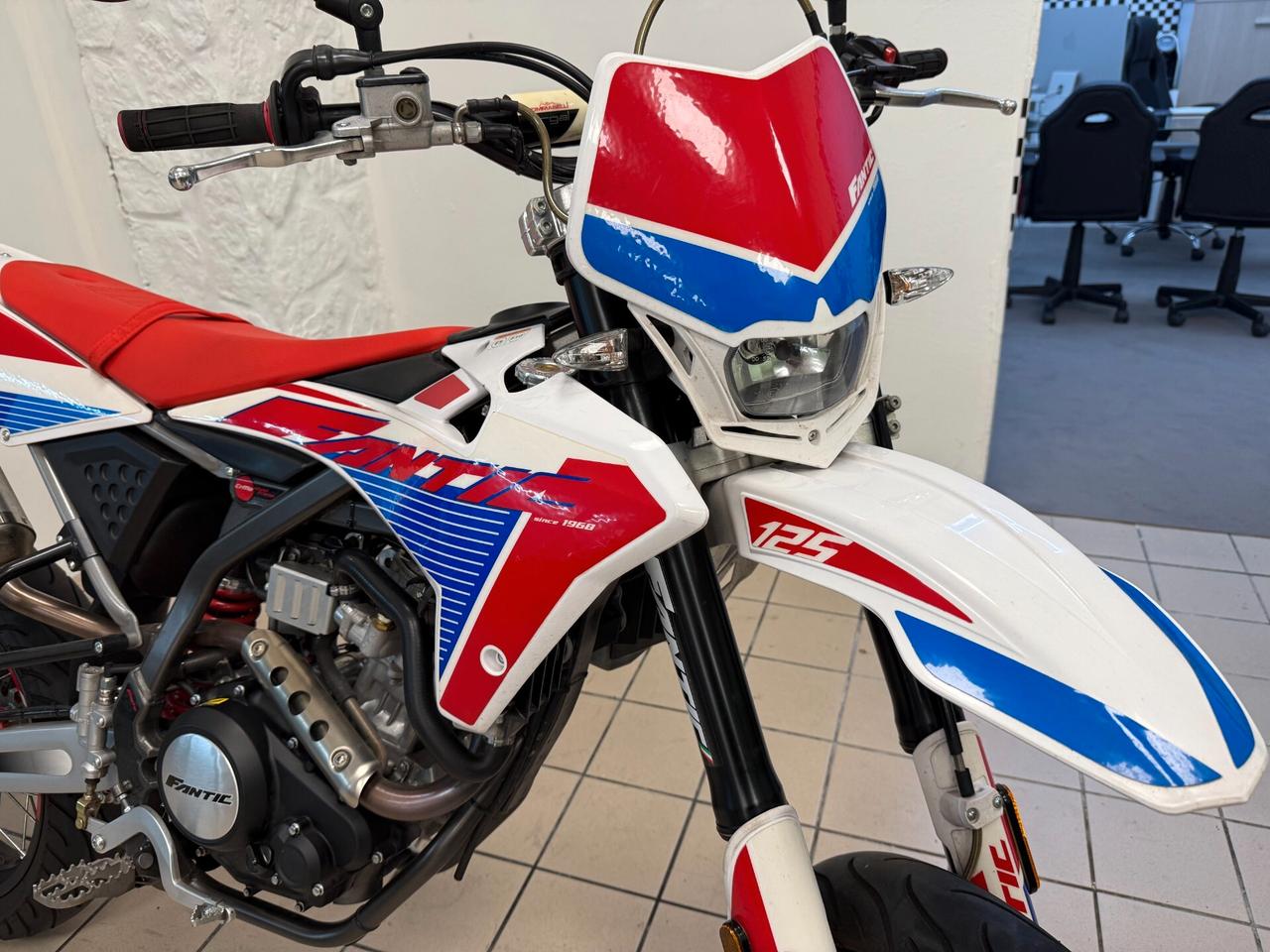 Fantic Motor Motard 125 PERFORMANCE 4T