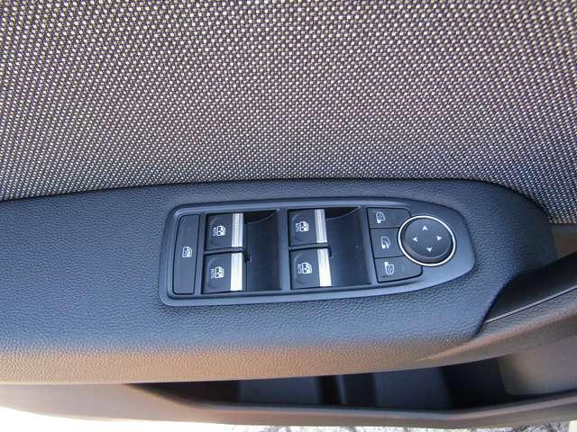 Renault Captur 1.0 ECO-G TECHNO 100 CV,LED,CARPLAY,CERCHI 18,KM 0