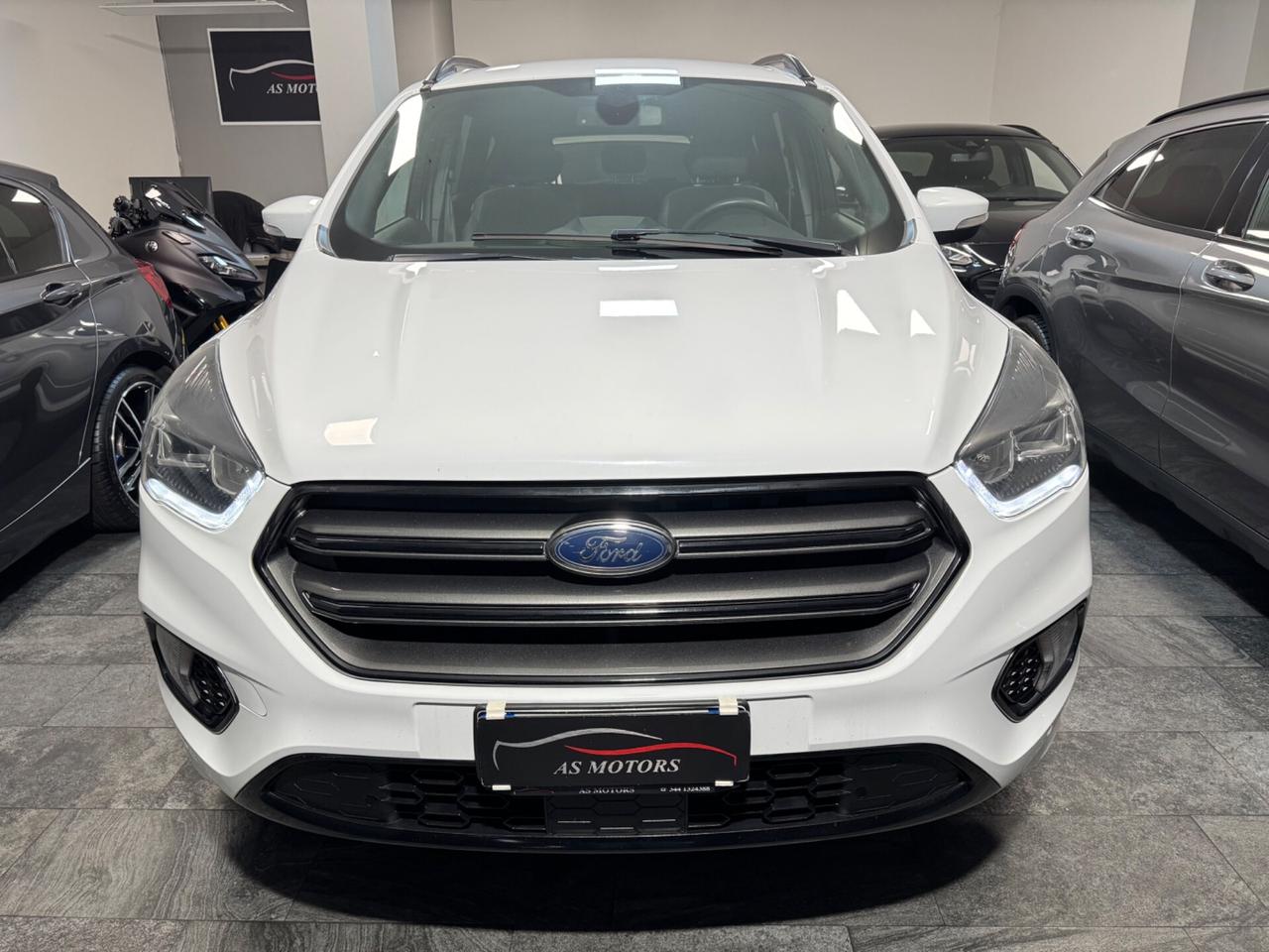 Ford Kuga 1.5 TDCI 120 CV S&S 2WD ST-Line