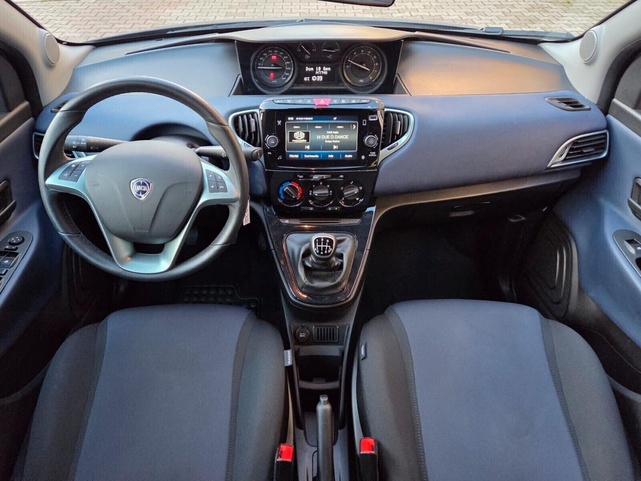 Lancia Ypsilon 1.0 Hybrid 5 porte S&S Platino
