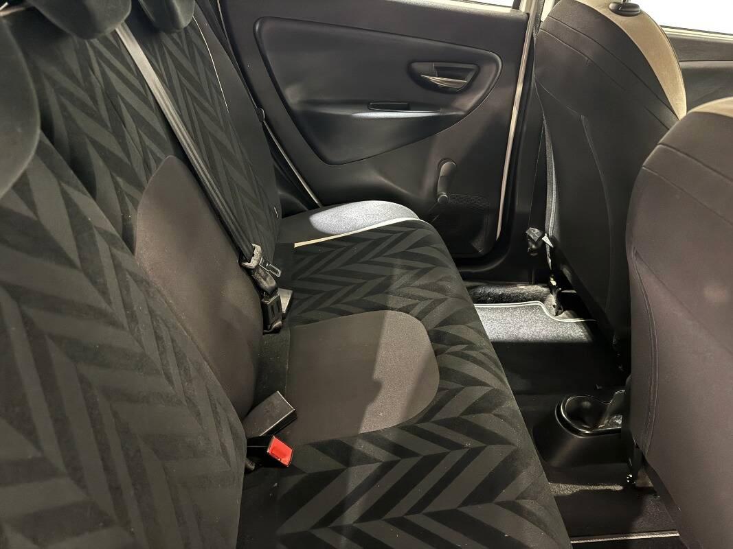 Lancia Ypsilon 1.2 Gold 69cv my16