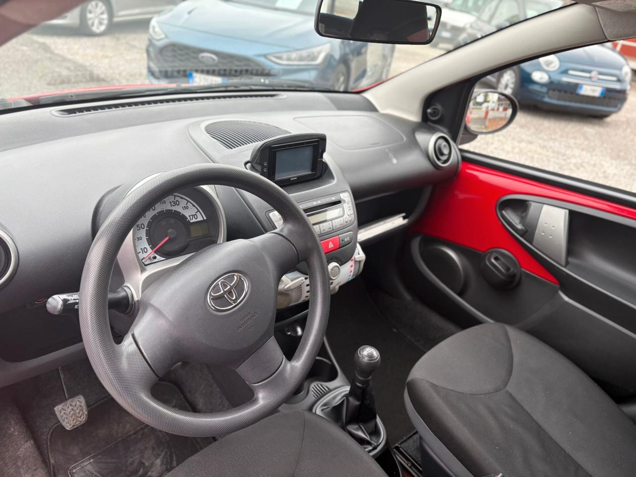Toyota Aygo 1.0 12V VVT-i 5 porte Lounge Connect