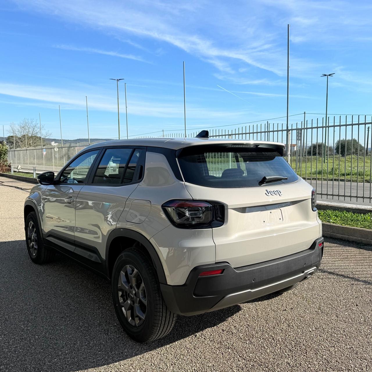 Jeep Avenger 1.2 Turbo 100 CV MHEV Longitude