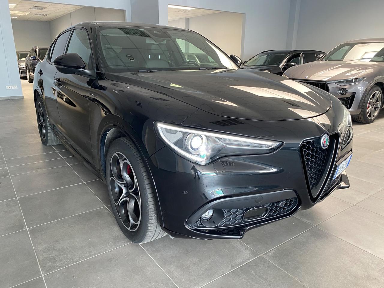 Alfa Romeo Stelvio BLACK EDITION 2.2 210 CV AT8 Q4 Veloce