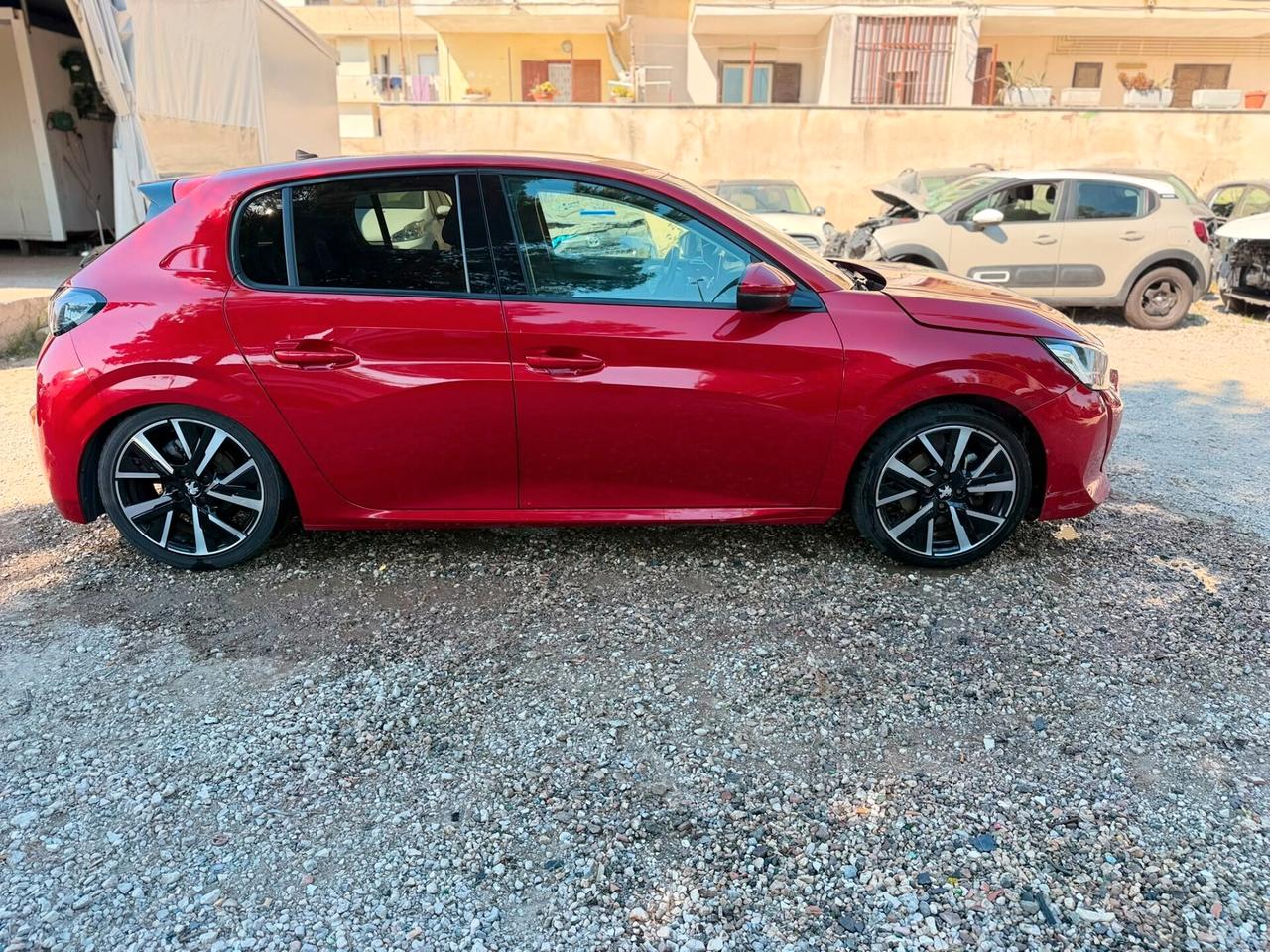 Peugeot 208 PureTech 100 Stop&Start 5 porte Allure Incidentato Sinistrato