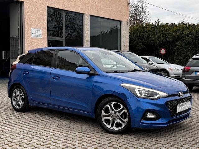 Hyundai i20 1.2 5 porte Econext Blackline gpl