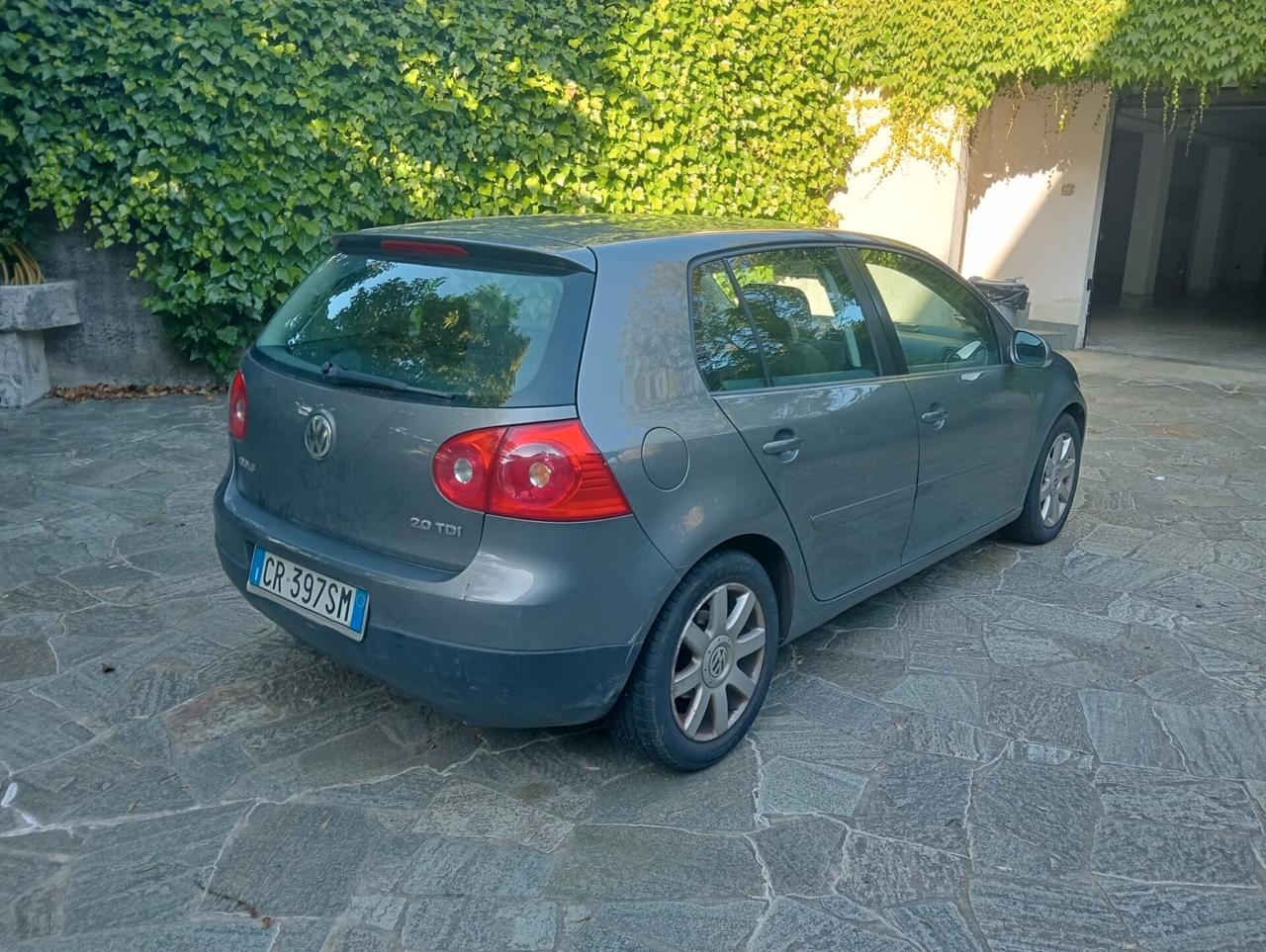 VW Golf V 2.0TDI 16V 140CV 5p. Sportline