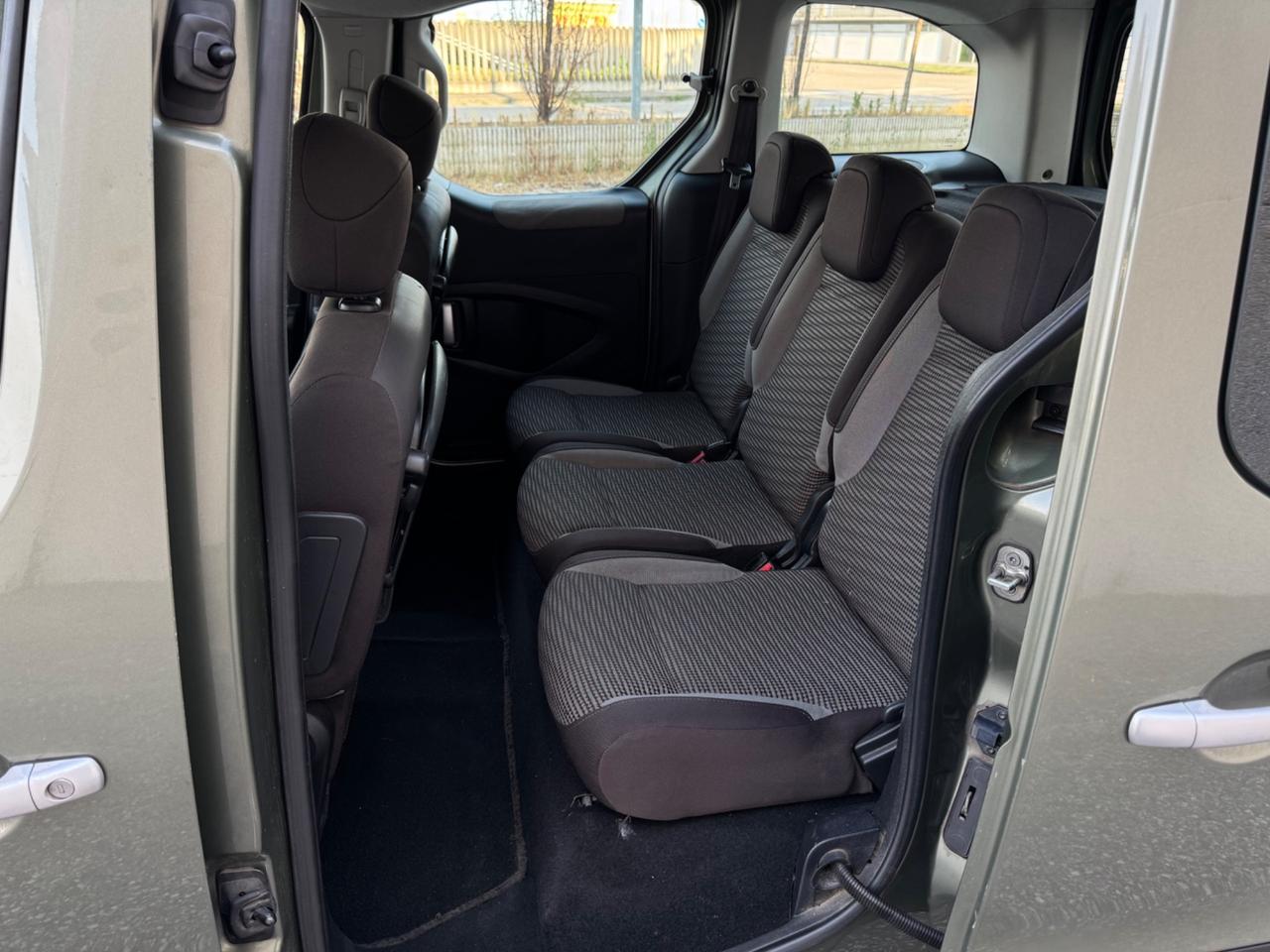 Peugeot Partner Tepee 1.6 HDi 90CV Outdoor