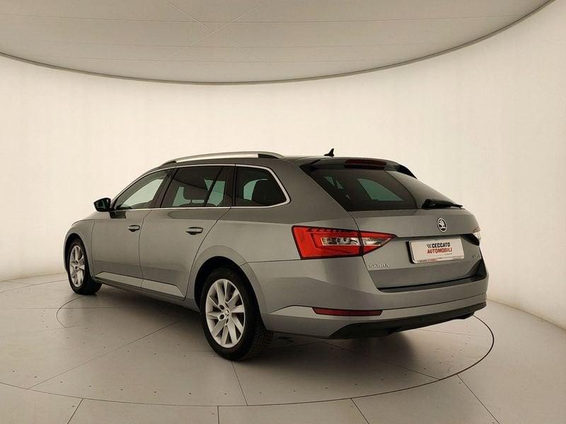 Skoda Superb 2.0 TDI DSG Wagon Executive