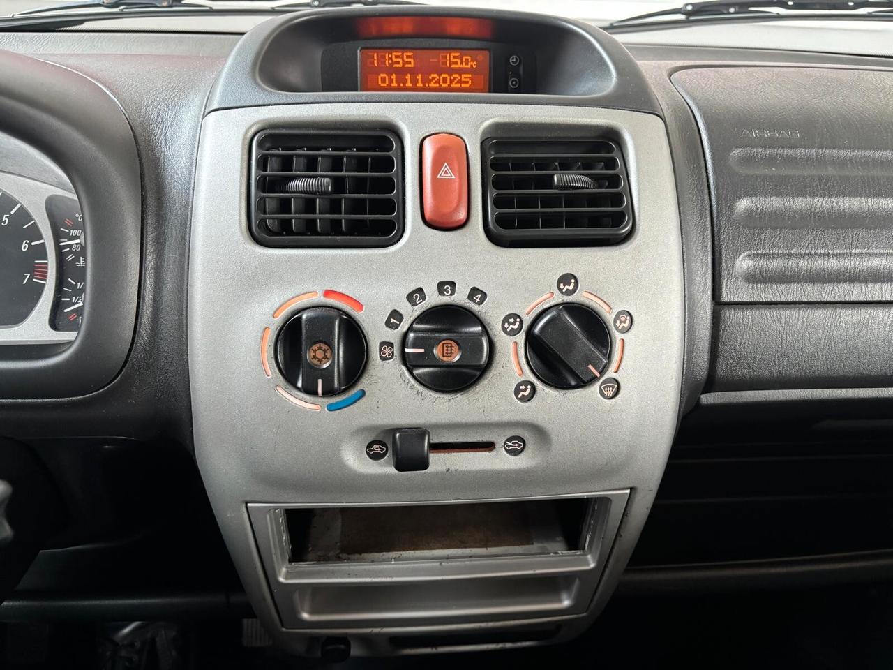 Opel Agila 1.2 16V Fashion Line