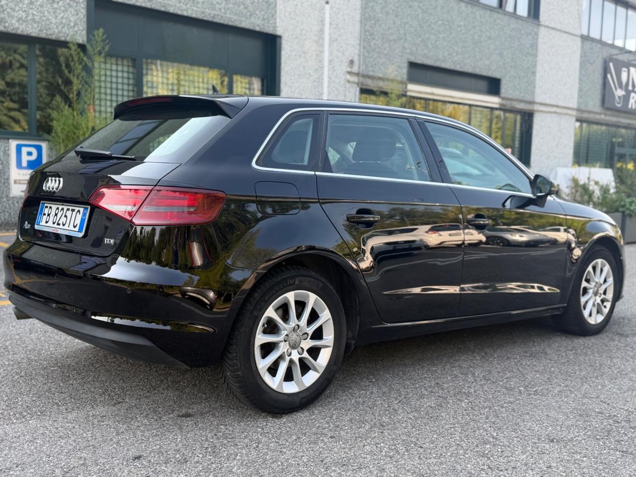 Audi A3 1.6 TDI clean diesel*Automatik*Navi*Neopatentati*