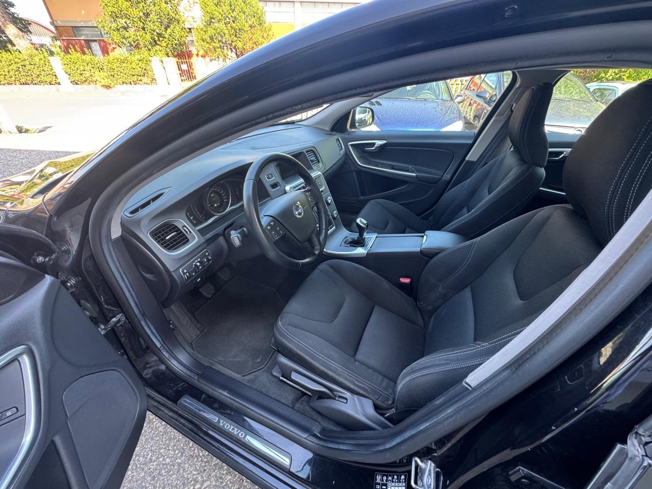 Volvo V60 D2 Momentum