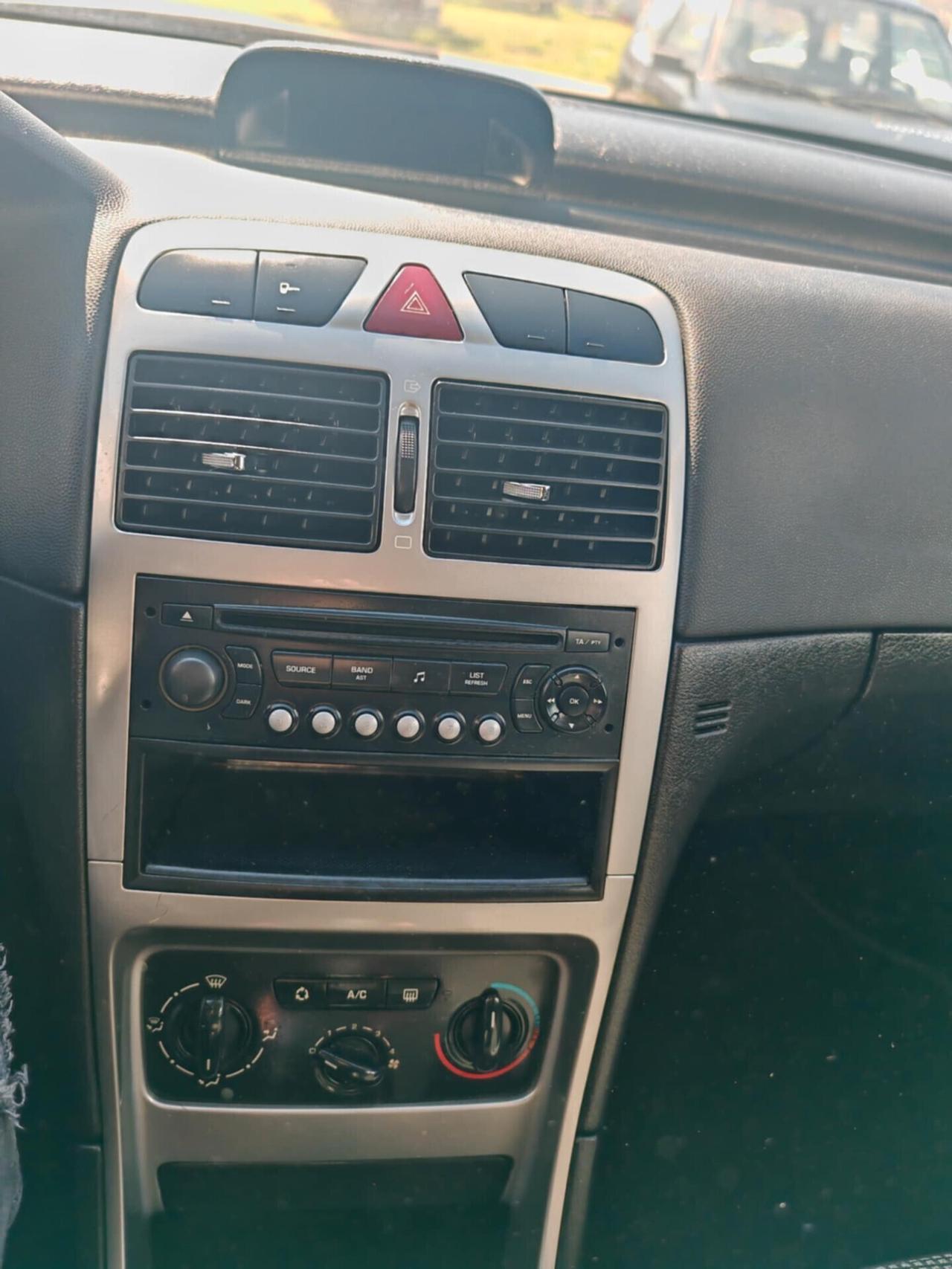 Peugeot 307 1.4 16V HDi 90CV