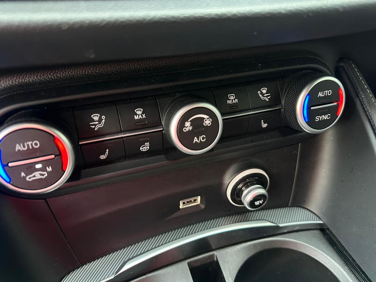 Alfa Romeo Stelvio 2.2 Turbodiesel 210 CV AT8 Q4 Veloce - Prezzo + IVA