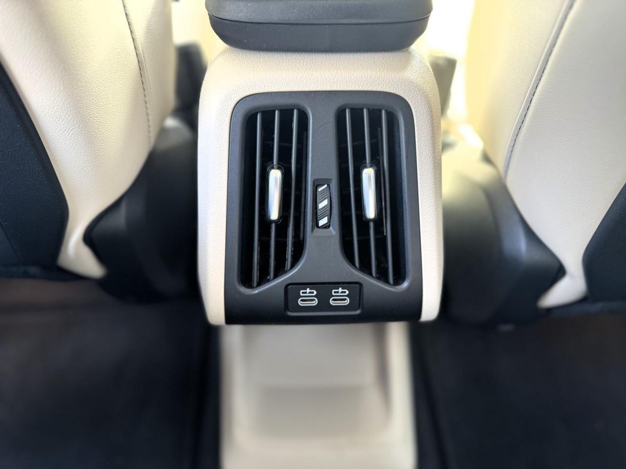 BMW iX1 xDrive 30 xLine