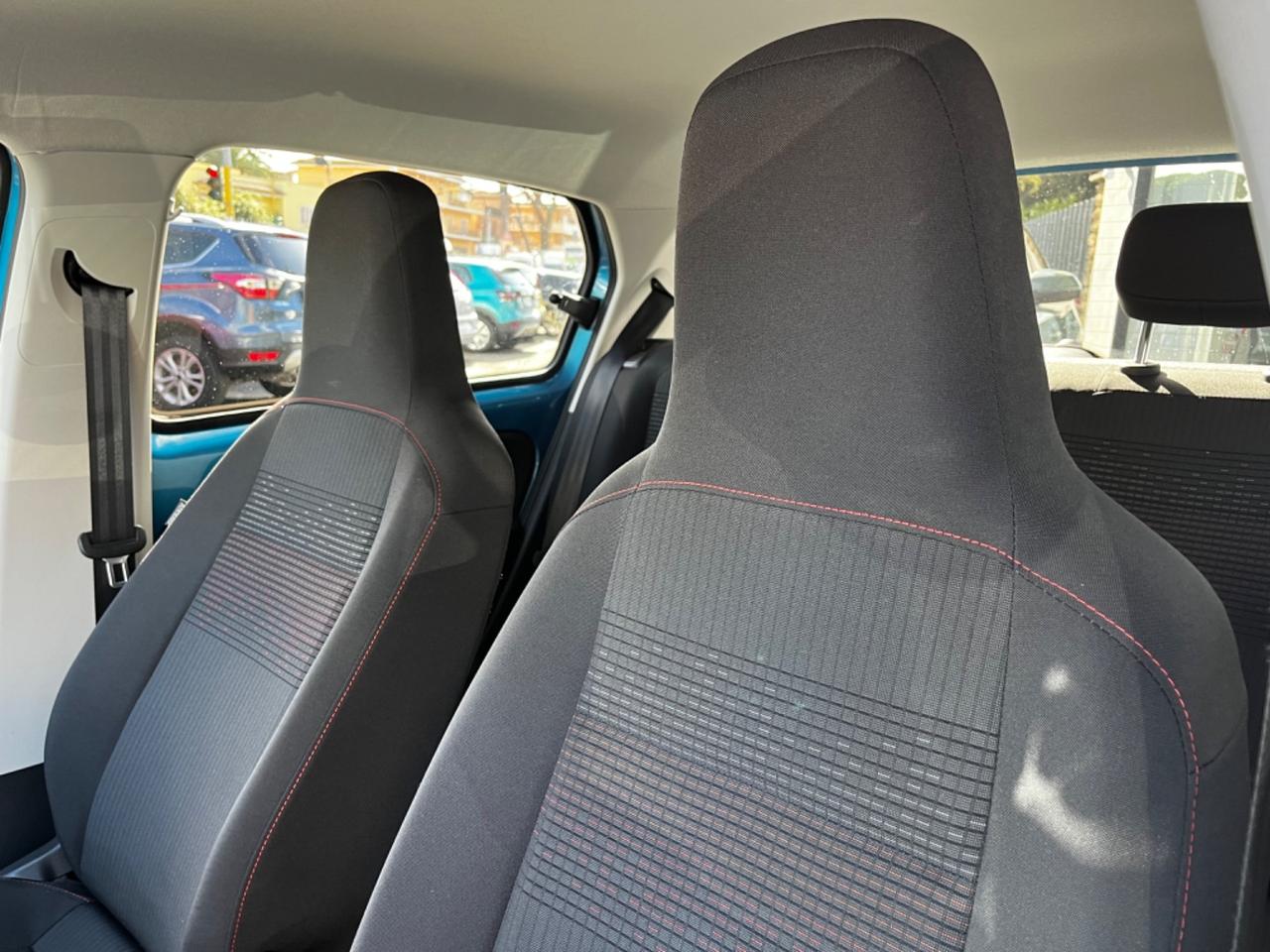 Volkswagen up! 1.0 75 CV 5p. move