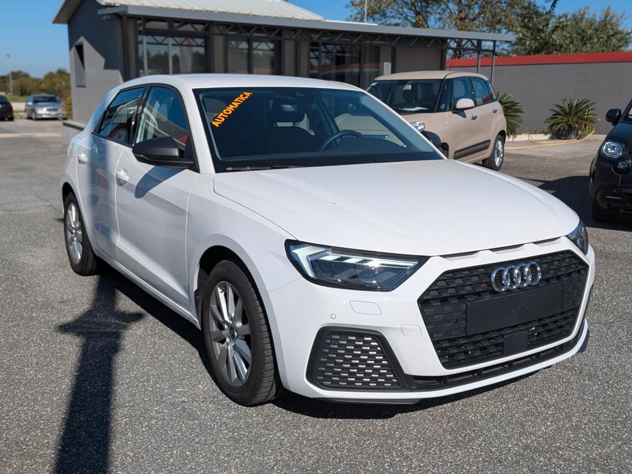 Audi A1 allstreet 30 TFSI Business