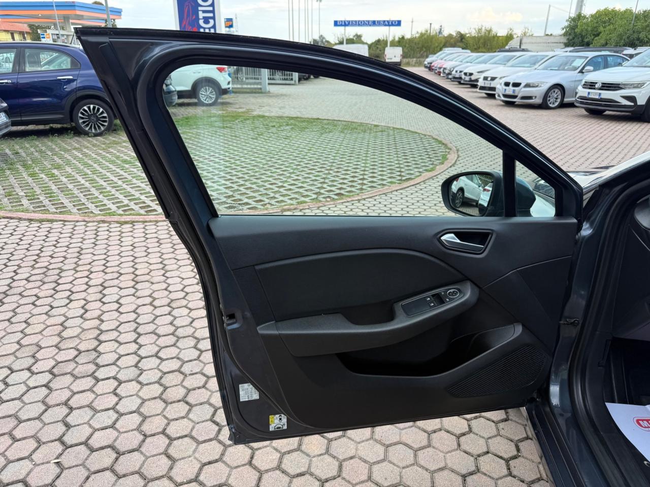 Renault Clio TCe 90 CV 5 porte OK NEOPATENTATI
