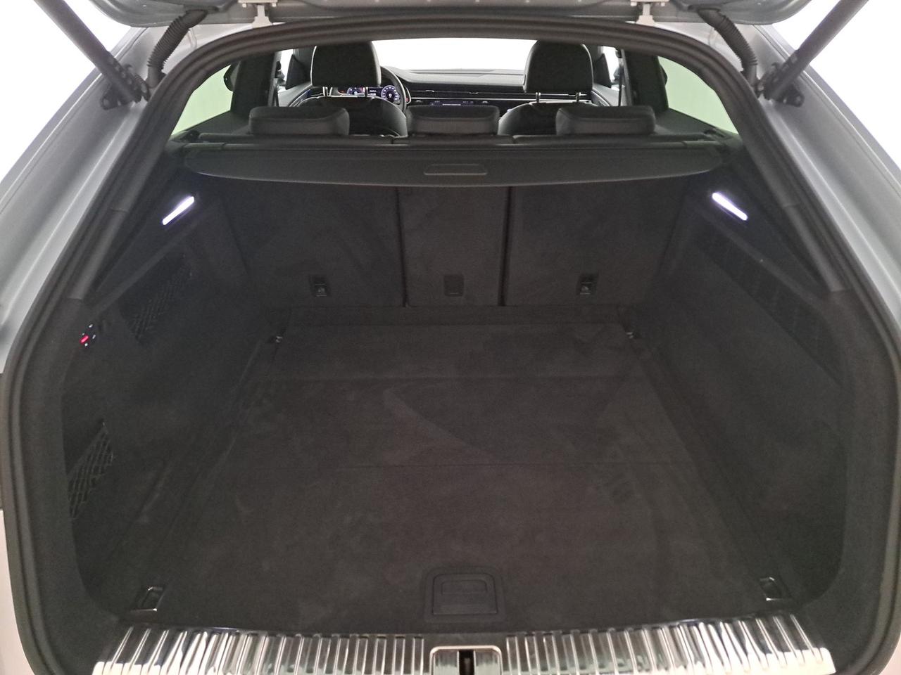 Audi Q8 3.0 tdi mhev s line edition quattro 231cv tiptronic