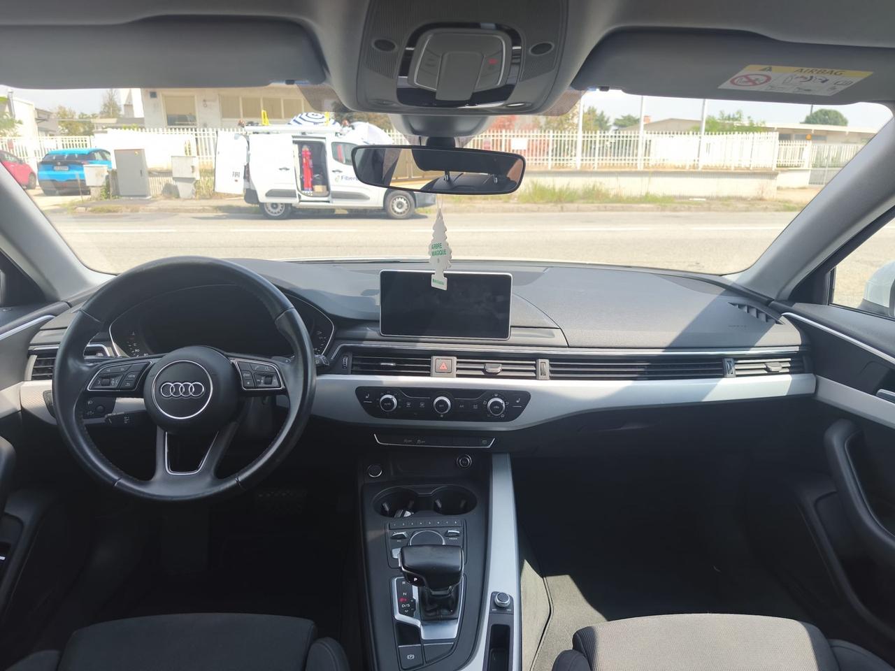 Audi A4 Avant 2.0 TDI 150 CV ultra Sport