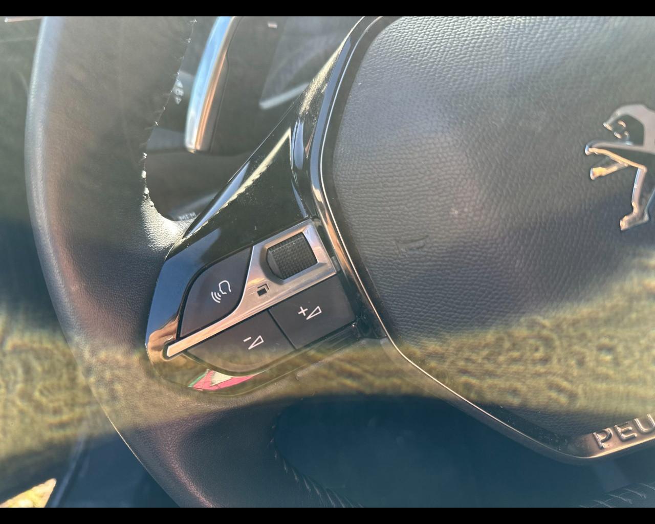 PEUGEOT 2008 II 2023 - 2008 1.2 puretech Allure s&s 130cv eat8