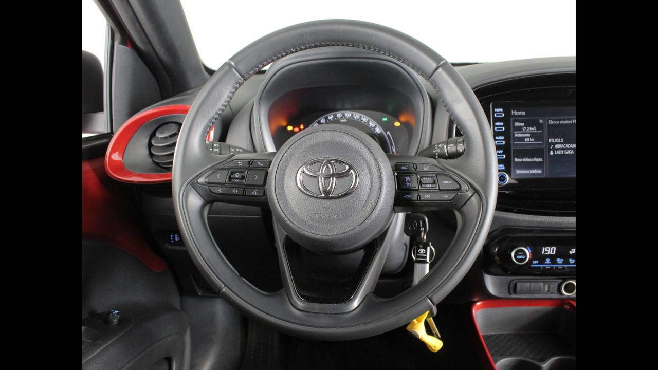 TOYOTA Aygo X - Aygo X 1.0 Trend 72cv