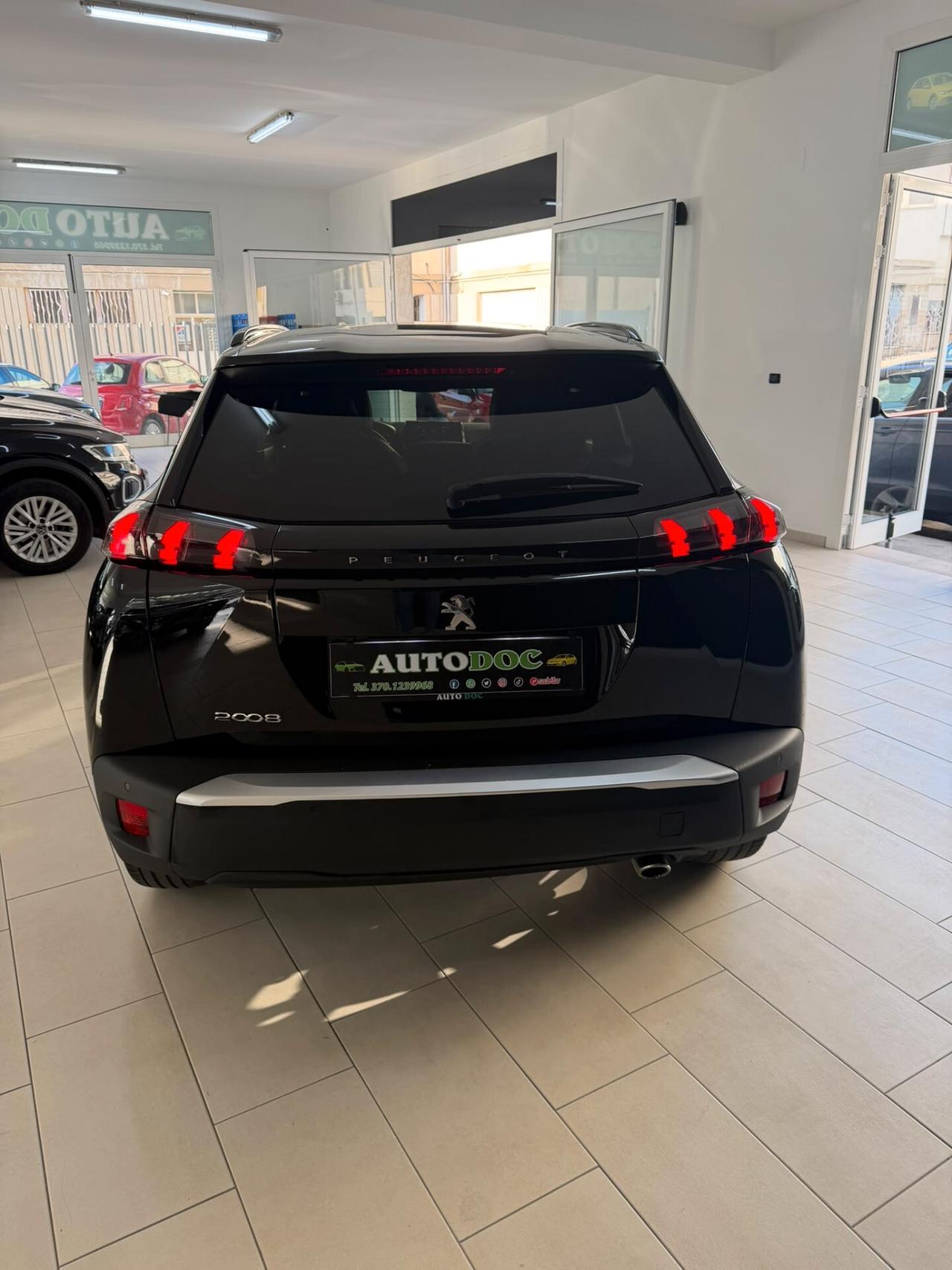 Peugeot 2008 BlueHDi 130 S&S EAT8 Allure