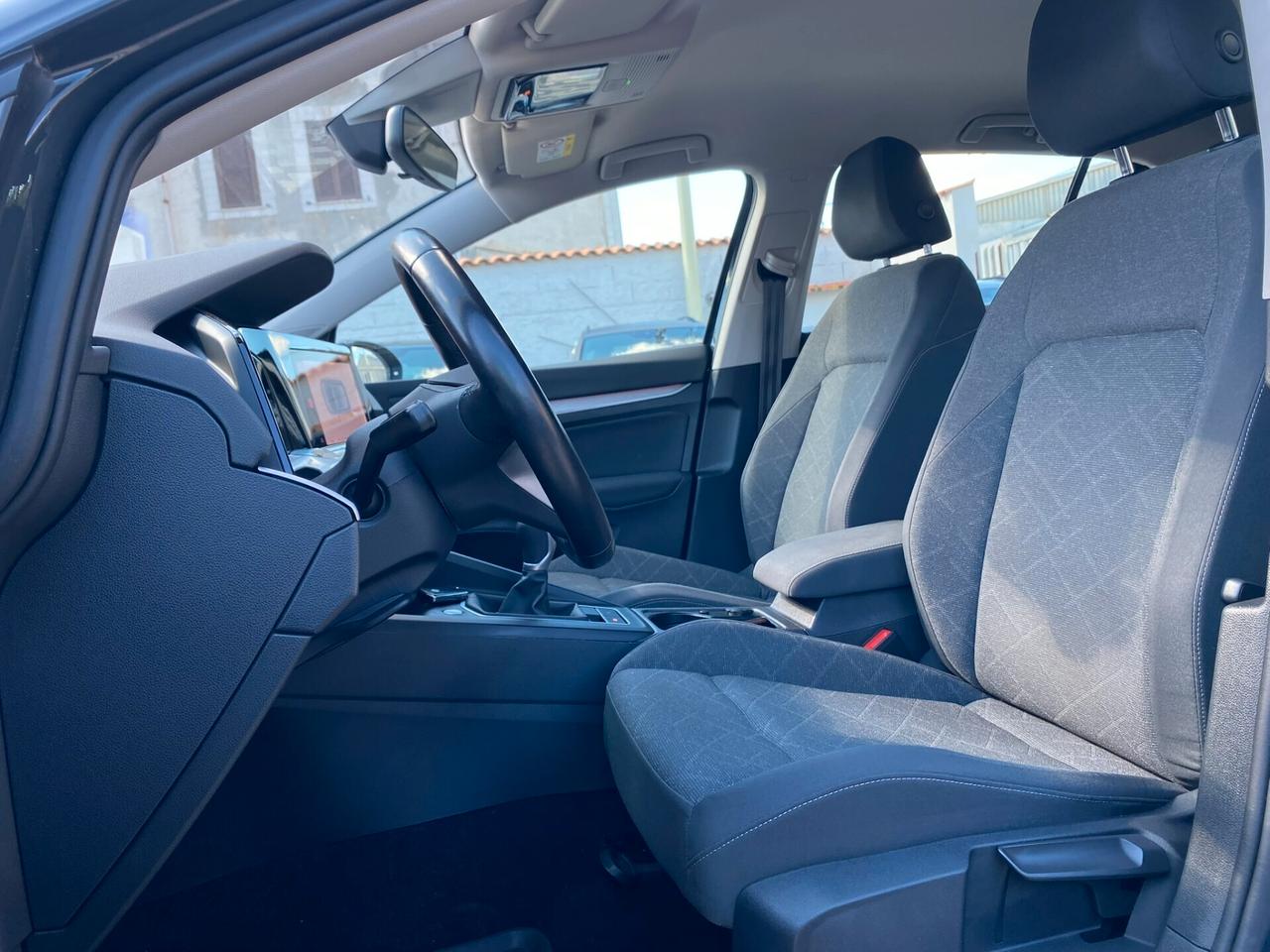Volkswagen Golf Life 2.0 TDI 116CV