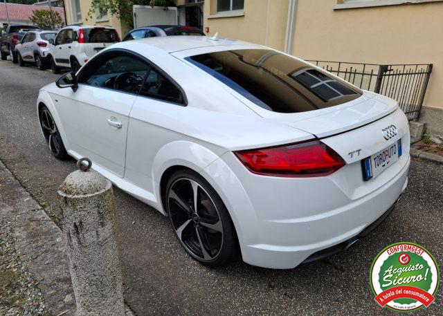 AUDI TT Coupé 1.8 TFSI S tronic S line