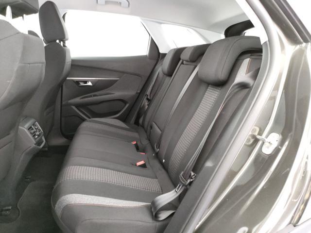 PEUGEOT 3008 BlueHDi 130 S&S Business
