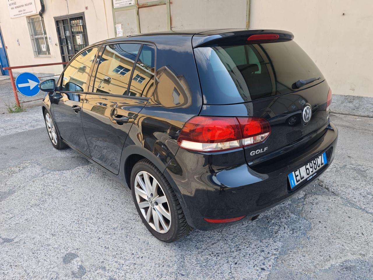 Volkswagen Golf Highline- 2012