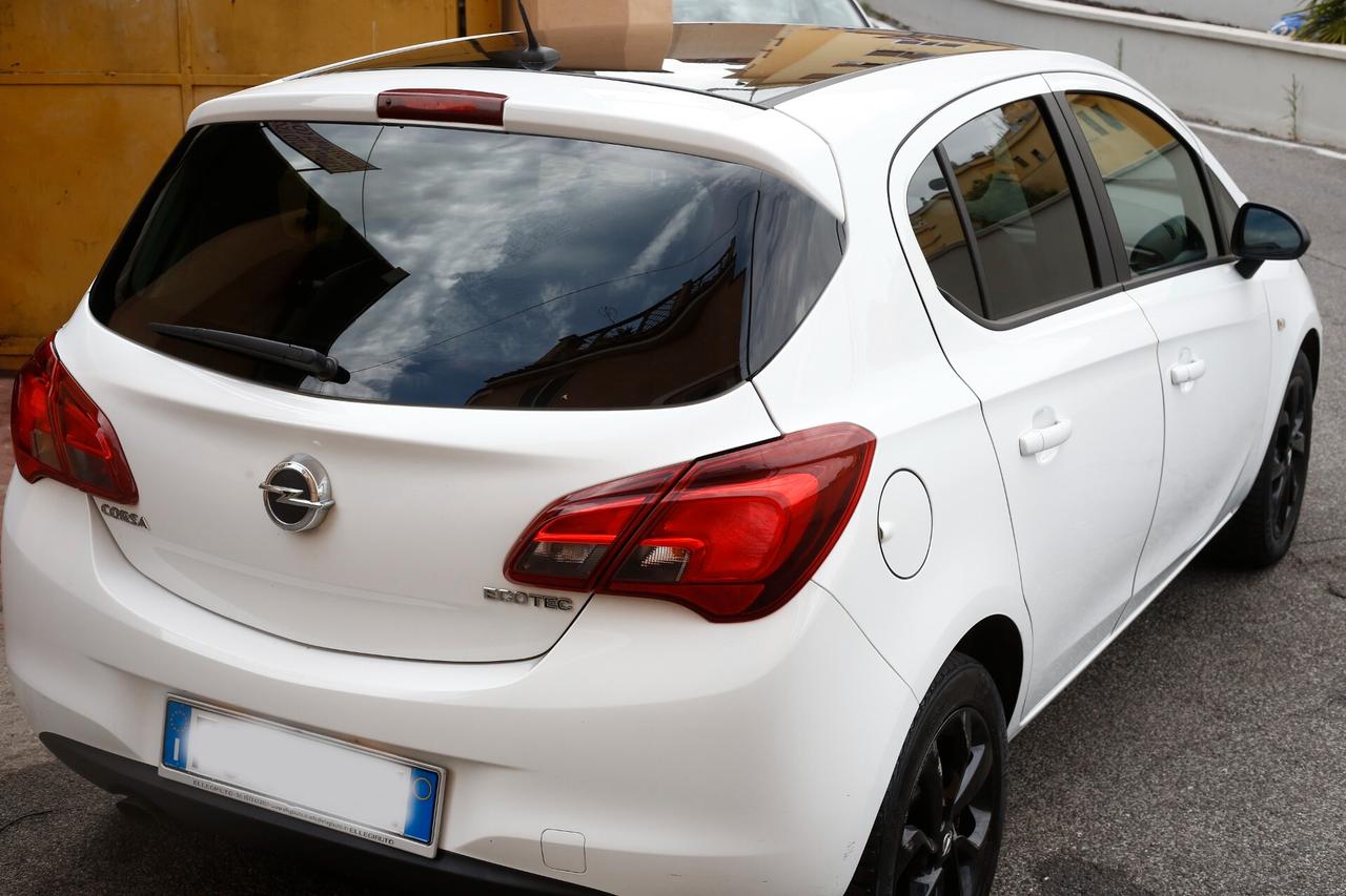 Opel Corsa 1.4 90CV GPL Tech 5 porte Advance