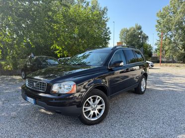 Volvo XC 90 XC90 2.4 D5 185 CV aut. AWD Executive
