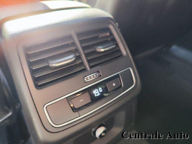 AUDI A4 Avant 2.0 TDI 150 CV ultra S tronic Design