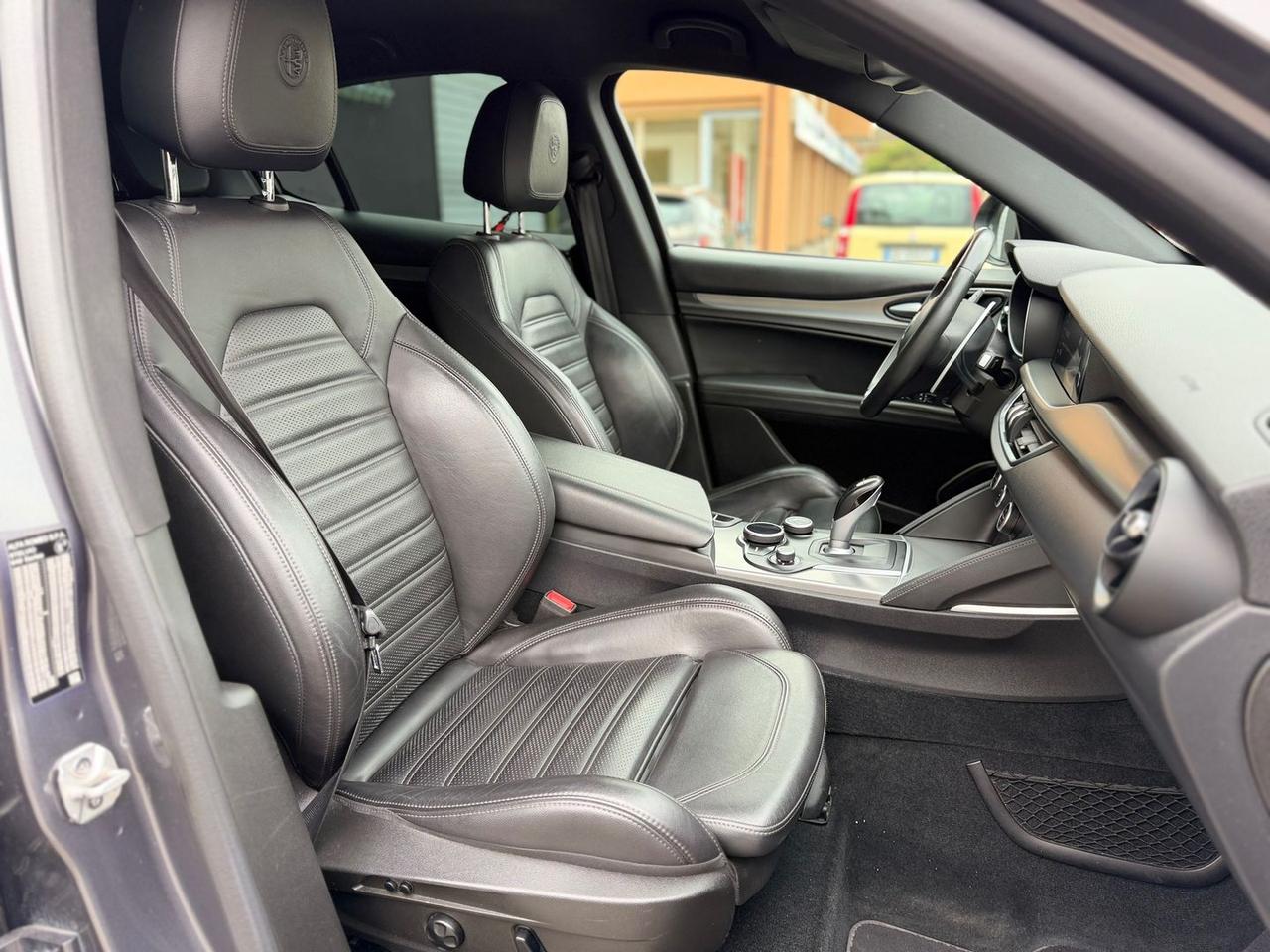 Alfa Romeo Stelvio B-Tech 2.2 210 CV #10543