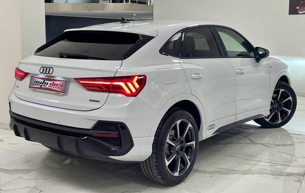 Audi Q3 SPB 35 TDI quattro S tronic S line Identity My21