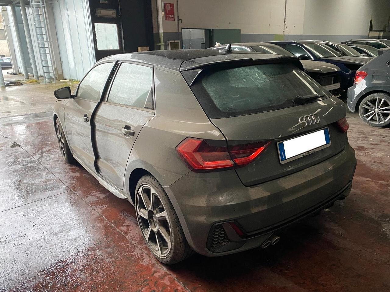 Audi A1 Sportback 40 2.0 tfsi S-Line 207cv ALLUVIONATA