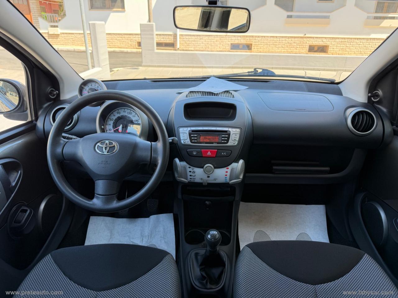 TOYOTA Aygo 1.0 12V VVT-i 5p. Active Connect
