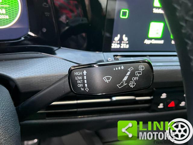 VOLKSWAGEN Golf GTI GTI 8 2.0 TSI 245 CV DSG