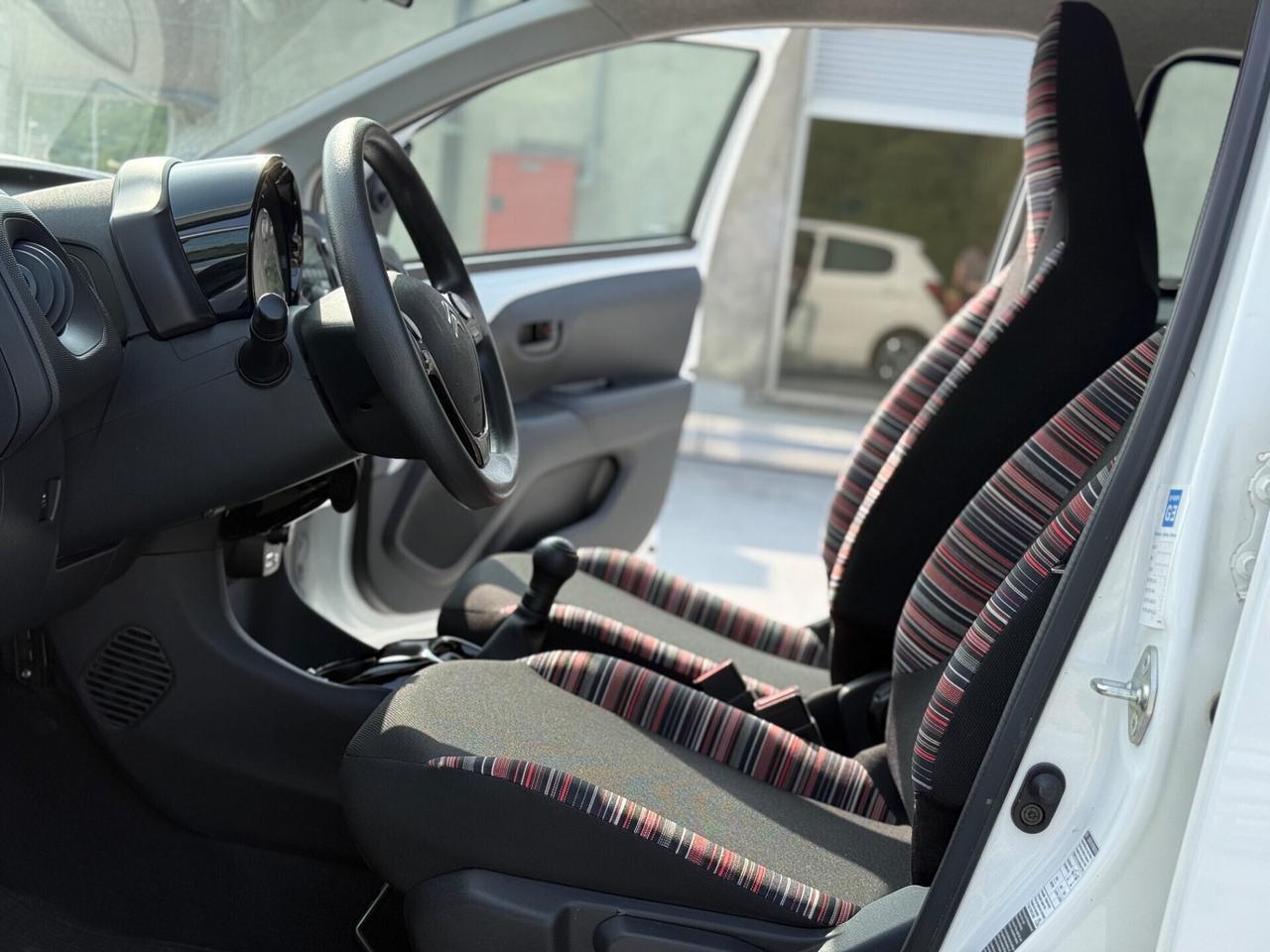 Citroen C1 VTi 72 CV 5 porte pari al nuovo km 0