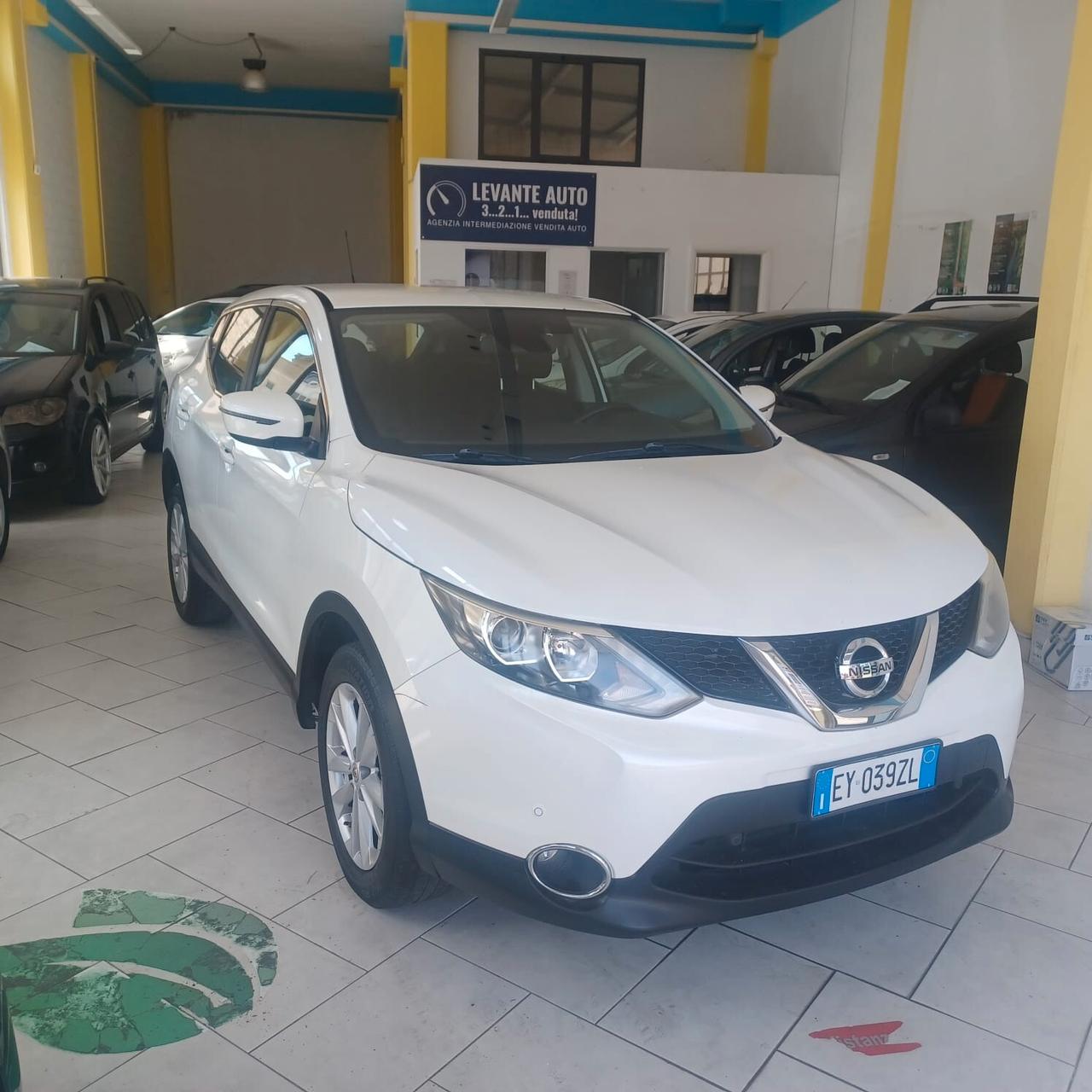 PERFETTA NISSAN QASHQAI 1.2 GARANZIA INCLUSA