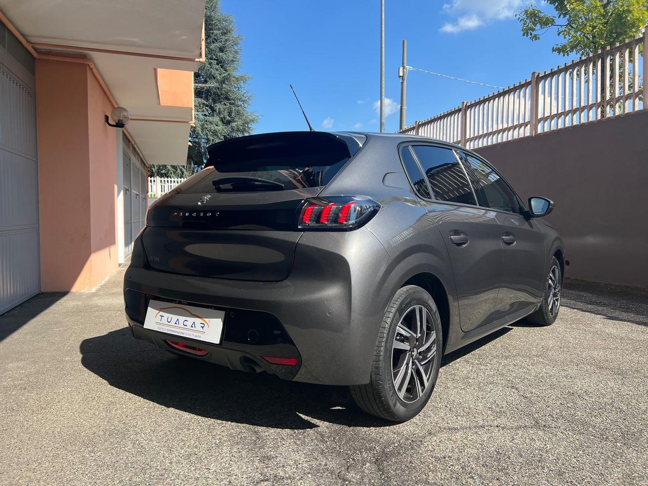 Peugeot 208 1.2 PureTech 100 Allure Pack