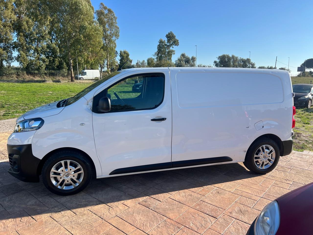 Opel Vivaro 1.5 Diesel 120CV