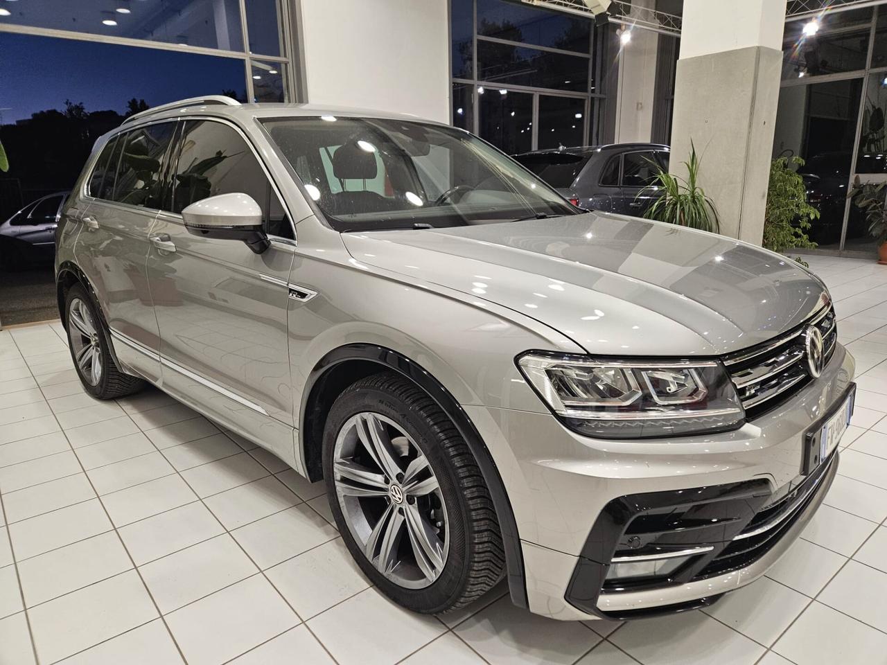Volkswagen Tiguan 1.6 TDI R-Line