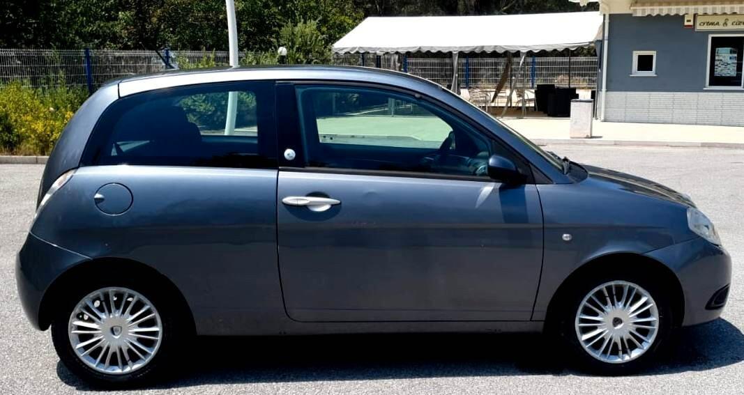 Lancia Ypsilon 1.4 Platino Ecochic GPL