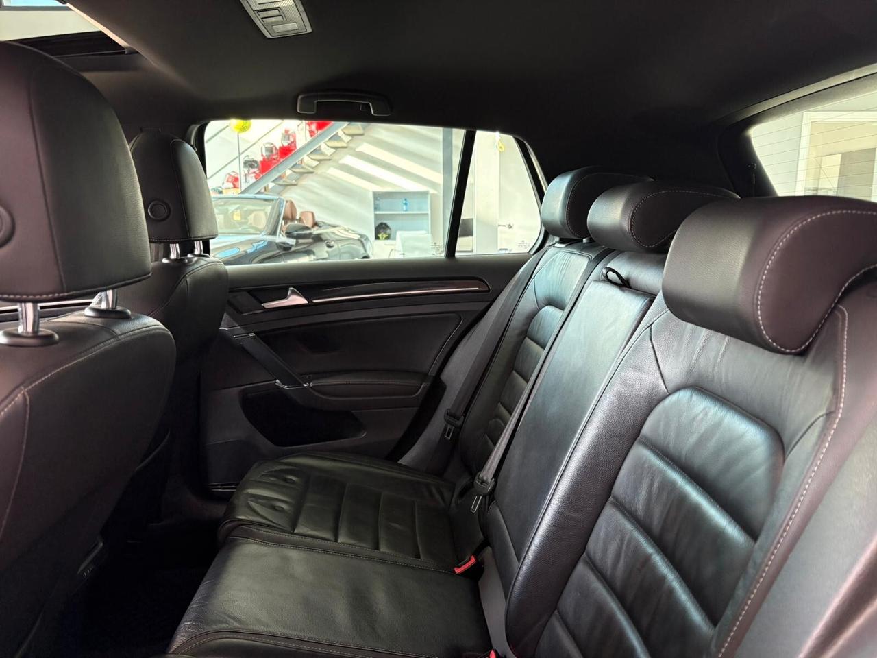 Volkswagen Golf GTI 2.0 TDI DSG 5p. Highline BlueMotion Technology