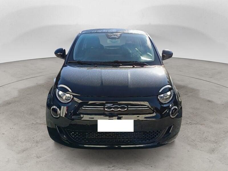 FIAT 500 500e 42 kWh La Prima
