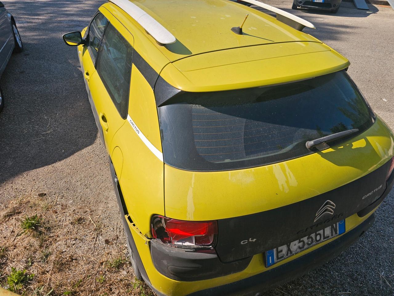 Citroen C4 Cactus 1.2 VTi 82 Shine