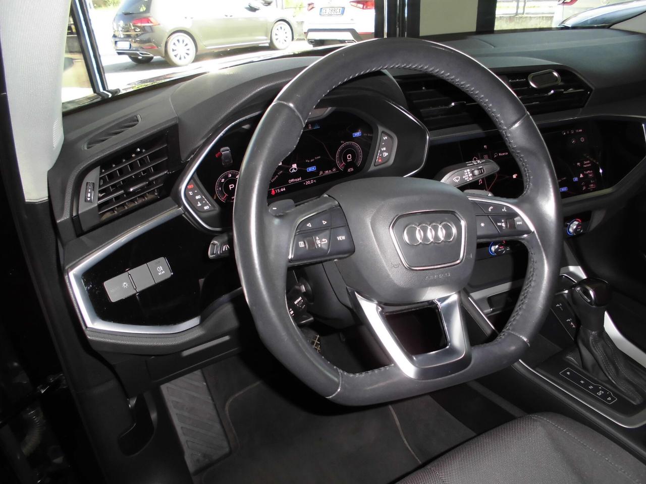 Audi Q3 35 TDI S tronic Business Advanced