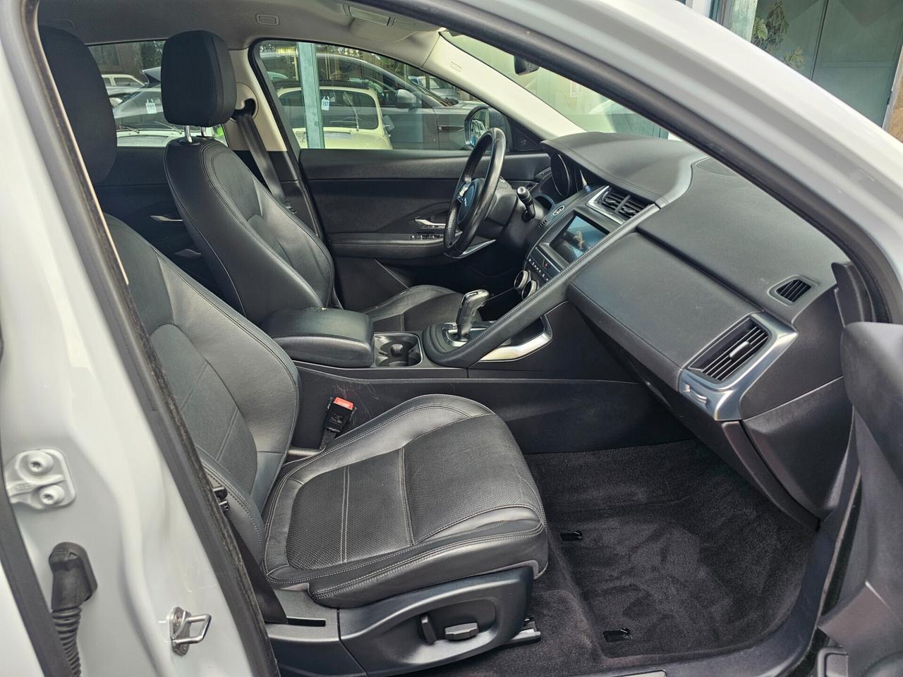 Jaguar E-Pace 2.0D 150 CV AWD R-Dynamic